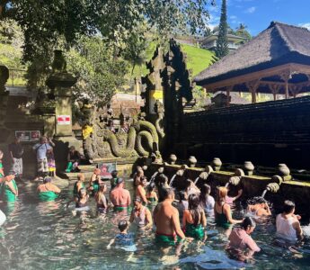 Vattentempel Tirta Empul